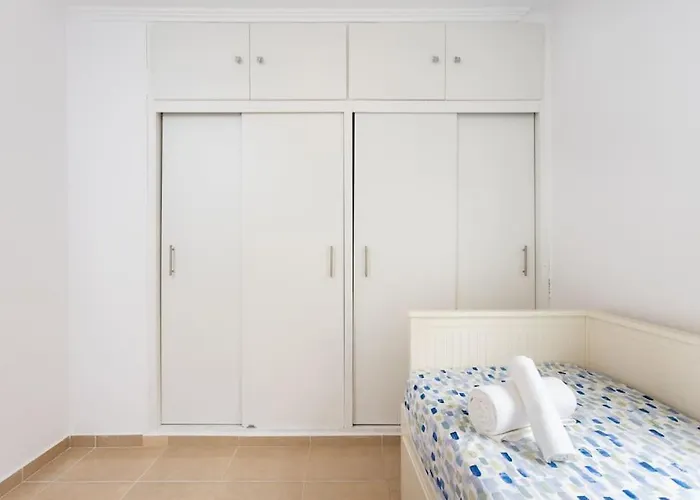 Amplio Bien Ubicado דירה